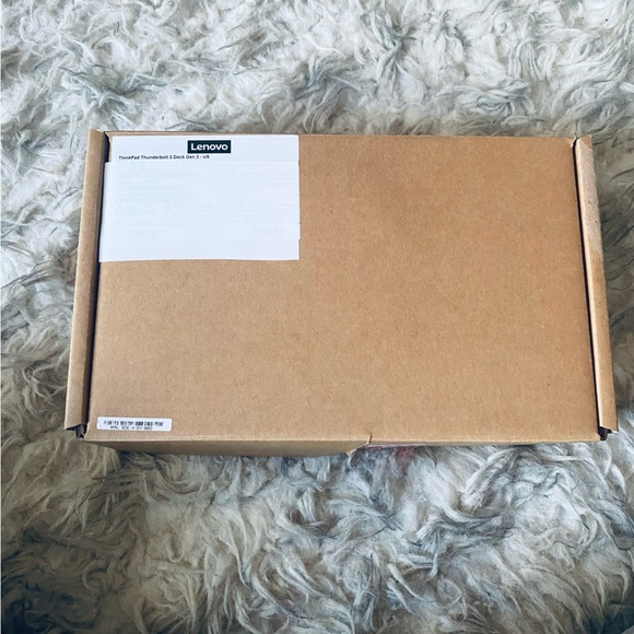 Lenovo ThinkPad Thunderbolt 3 Dock Gen 2 Brand New in Box - Picture 2 of 4